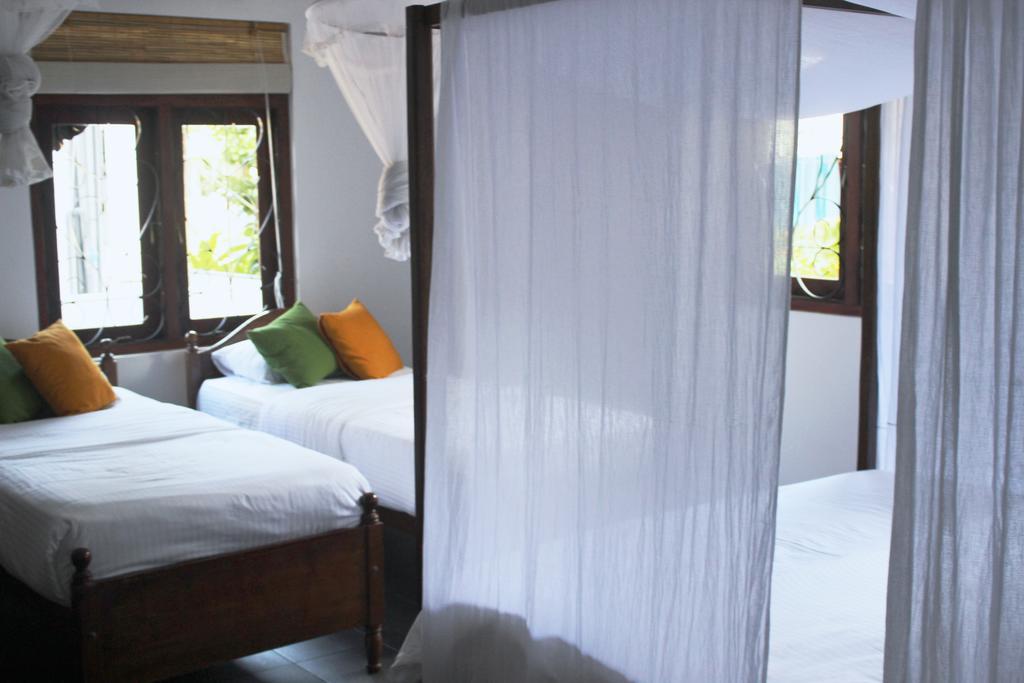 Bedspace Unawatuna Exterior photo